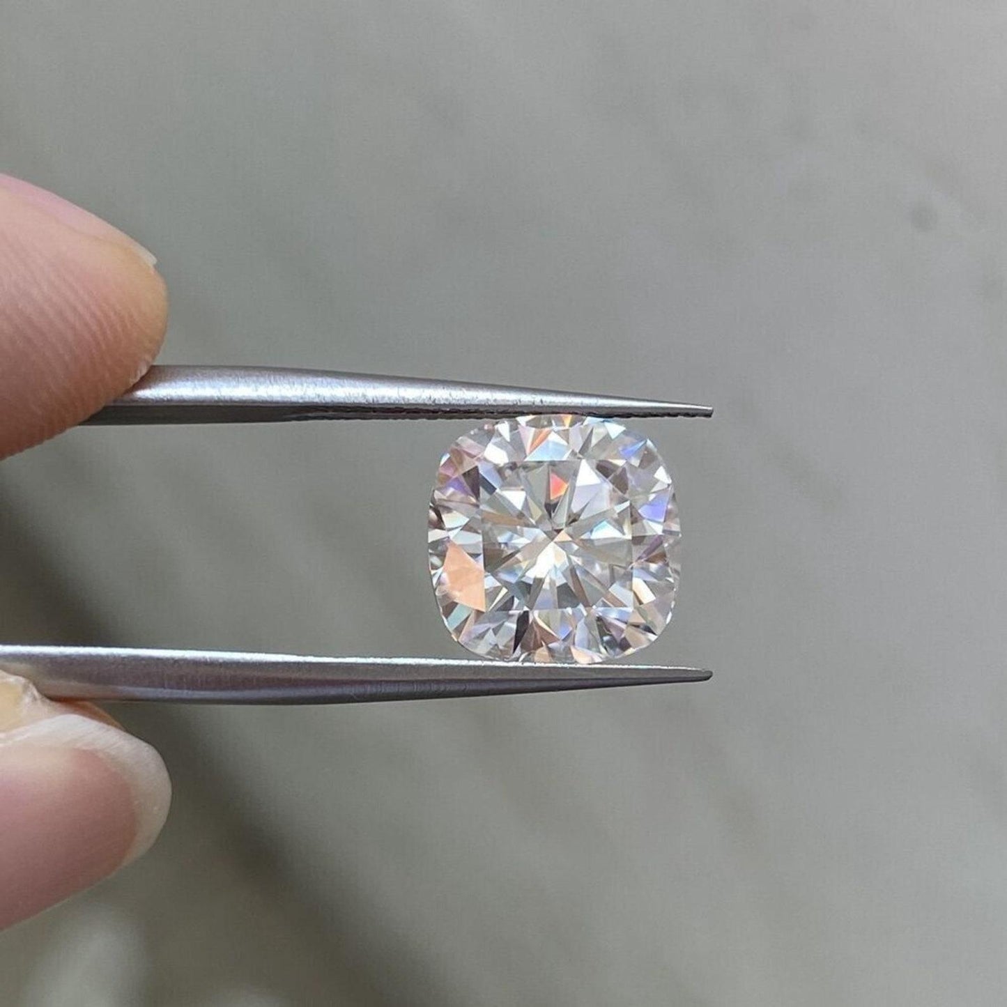 1.5 Carat IGI Certified Lab Grown Cushion Cut Diamond by Luna Vibe Gems