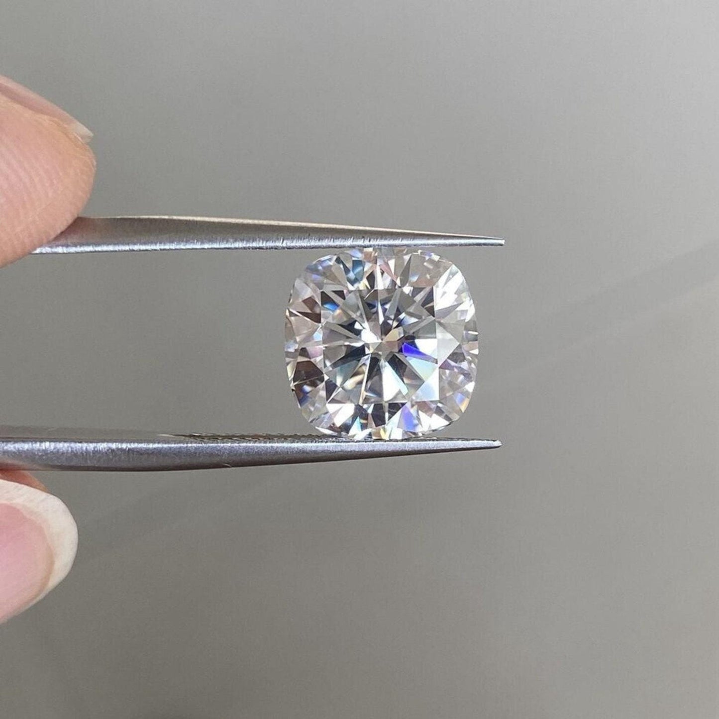 1.5 Carat IGI Certified Lab Grown Cushion Cut Diamond by Luna Vibe Gems