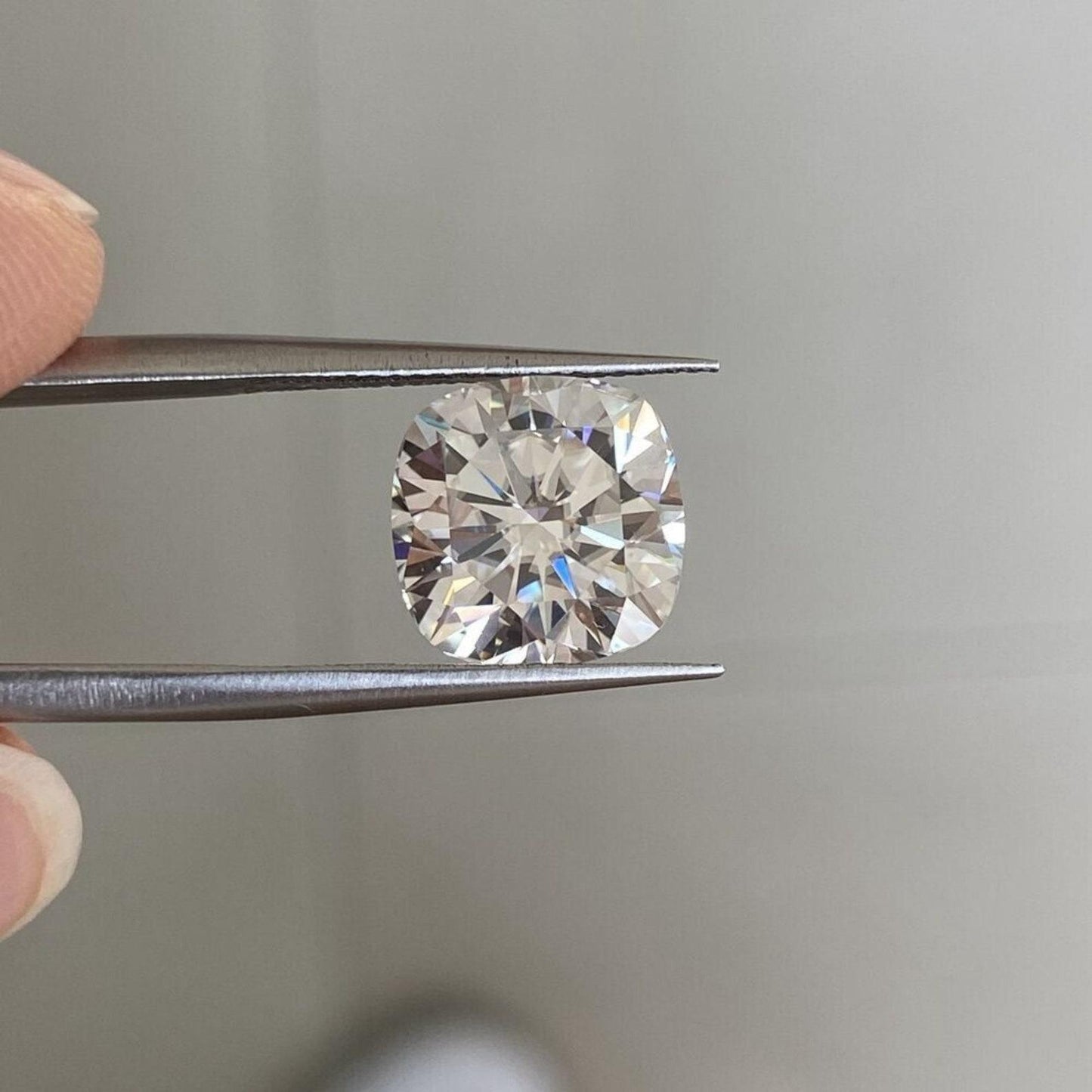 1.5 Carat IGI Certified Lab Grown Cushion Cut Diamond by Luna Vibe Gems